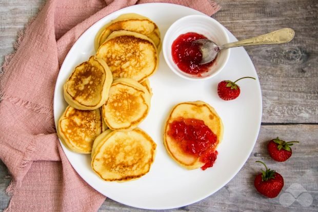 Placki ricotta-prosty i pyszny przepis ze zdjęciem (krok po kroku)