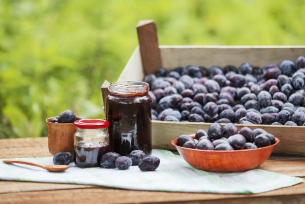 Dżem z tarniny-prosty i pyszny przepis, jak gotować krok po kroku