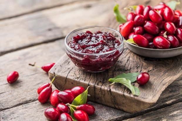 Dereń starty z cukrem na zimę-prosty i pyszny przepis, jak gotować krok po kroku