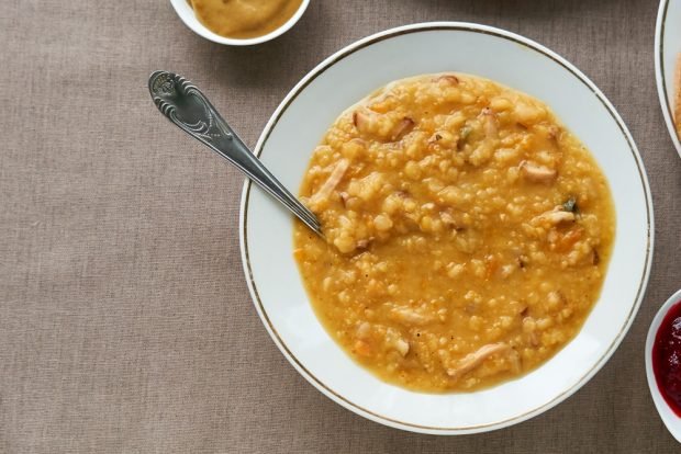 Zupa grochowa z wędzonkami w powolnej kuchence