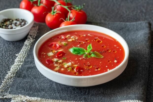 Klasyczne gazpacho-prosty i pyszny przepis, jak gotować krok po kroku