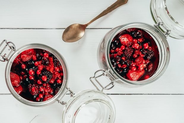 Kompot jagodowy na zimę bez sterylizacji