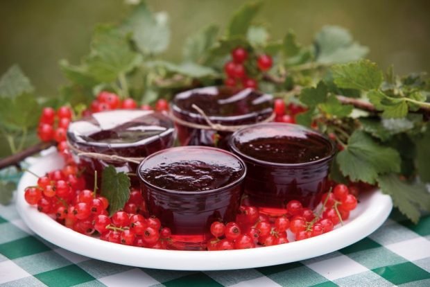 Konfitura z czerwonej porzeczki-prosty i pyszny przepis na gotowanie krok po kroku