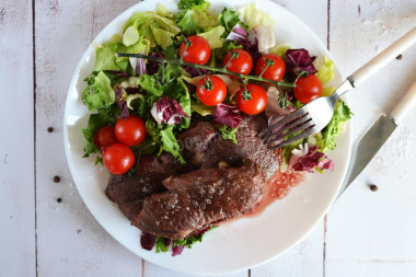 Stek ribeye na patelni przepis ze zdjęciami krok po kroku i wideo
