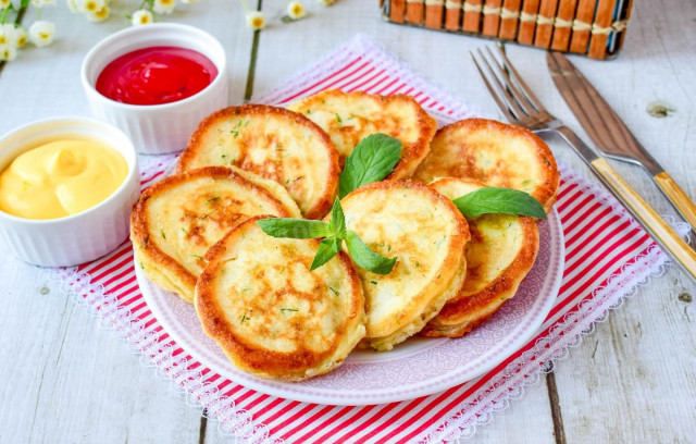 Placuszki z serem z patelni przepis ze zdjęciami krok po kroku i wideo