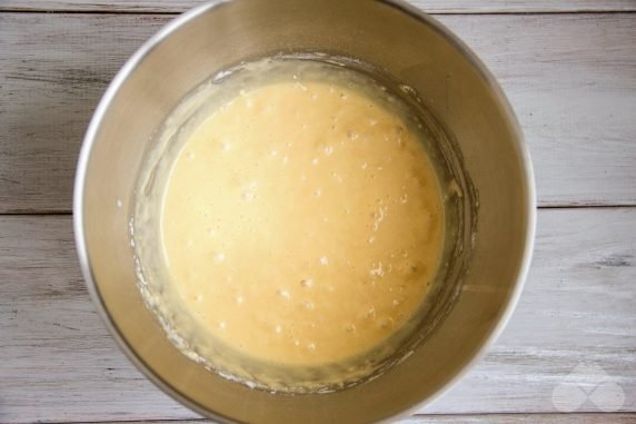Ciasto biszkoptowe ze skondensowanym mlekiem: zdjęcie przygotowania przepisu, krok 3